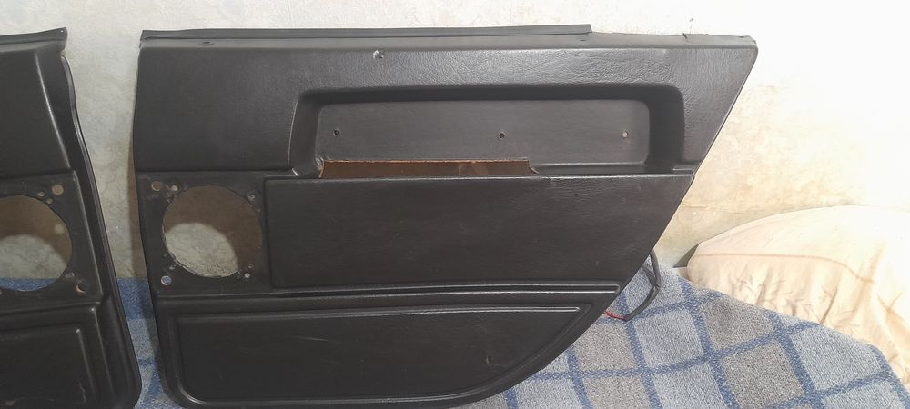 Карти дверні задні на Вольво 940