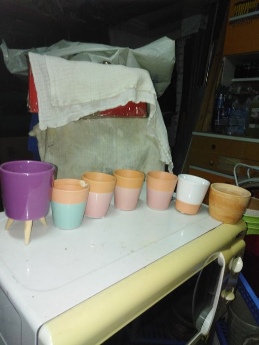 Doniczki na kwiaty. 22 sztuki.