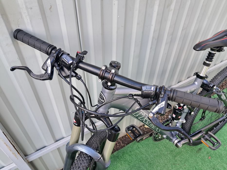 Trek Fuel ex 9 Алюмінієвий Двохпідвіс Гідравліка Rock Shox Bontrager