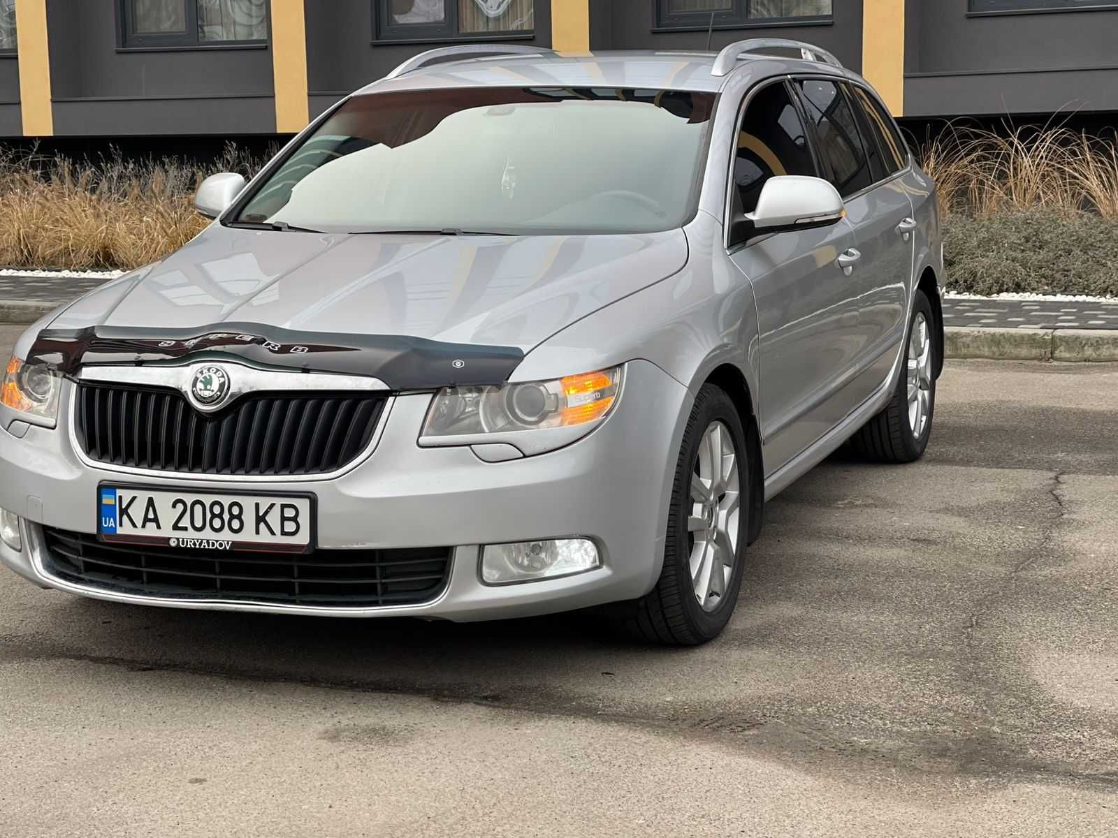 Продам Шкоду Суперб 2.0 дизель Автомат