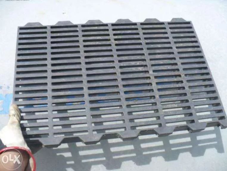 ** RUSZT PLASTIKOWY 60x40 ** ruszta maciorowe, warchlakowe