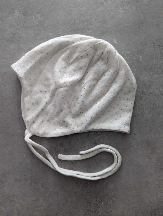 Sukienka na chrzest/przyjęcie plus czapeczka