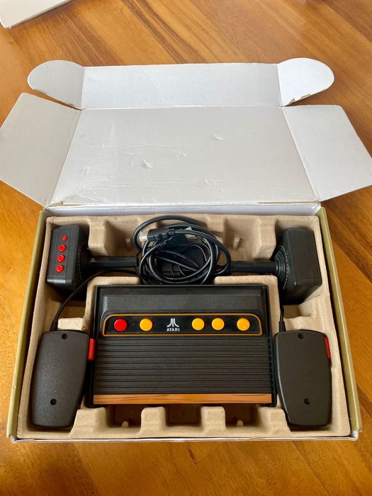 Atari flashback 8 gold deluxe - consola