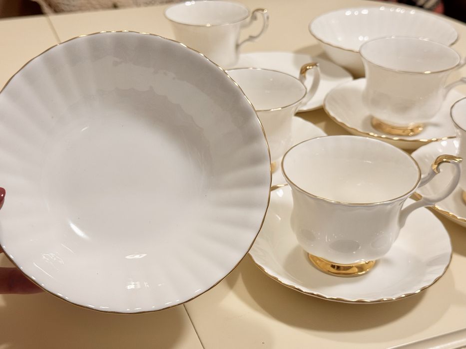 Royal Albert англійська порцеляна чайні трійки