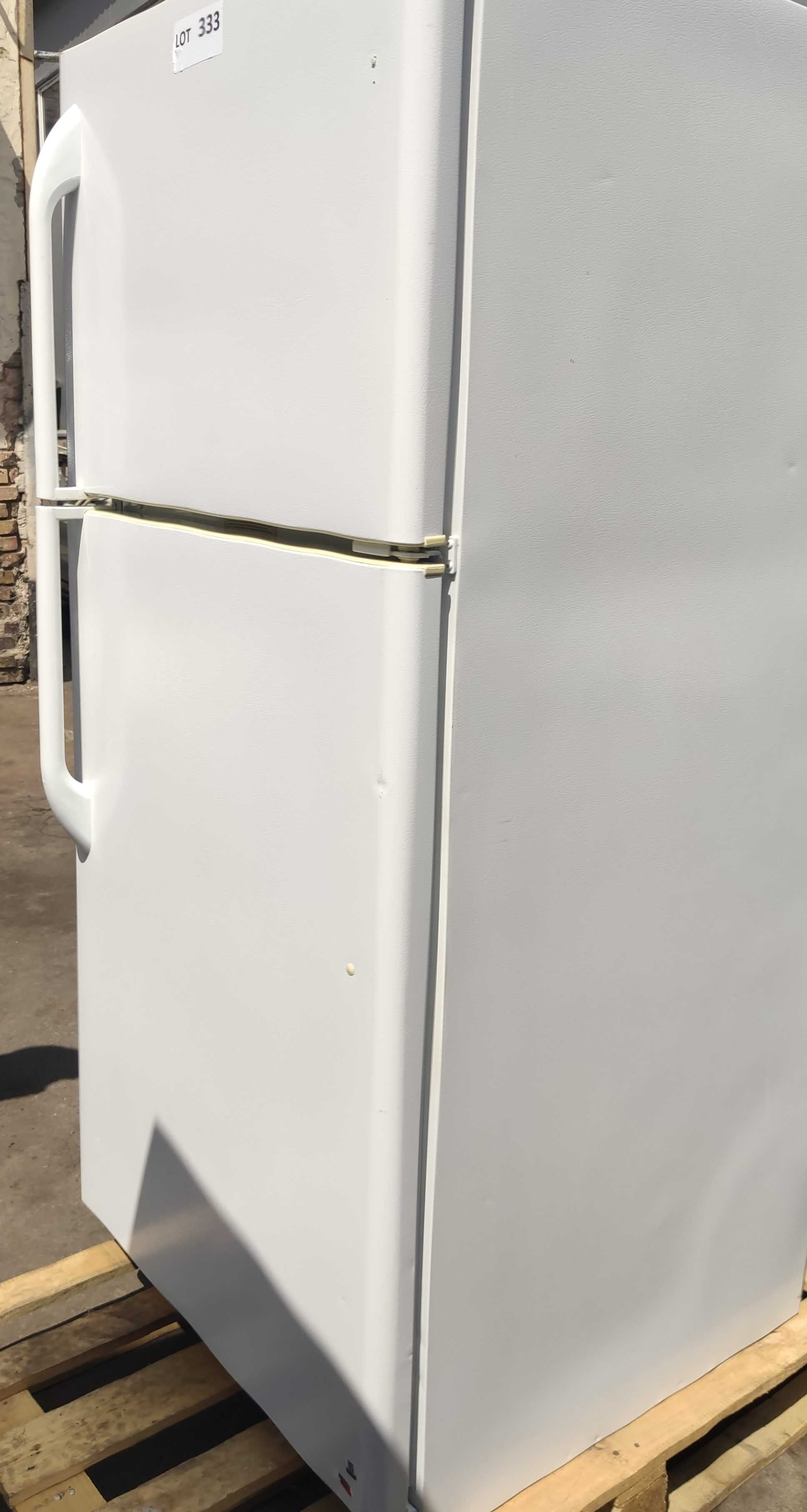 Холодильник двокамерний General Electric GTE18HBW