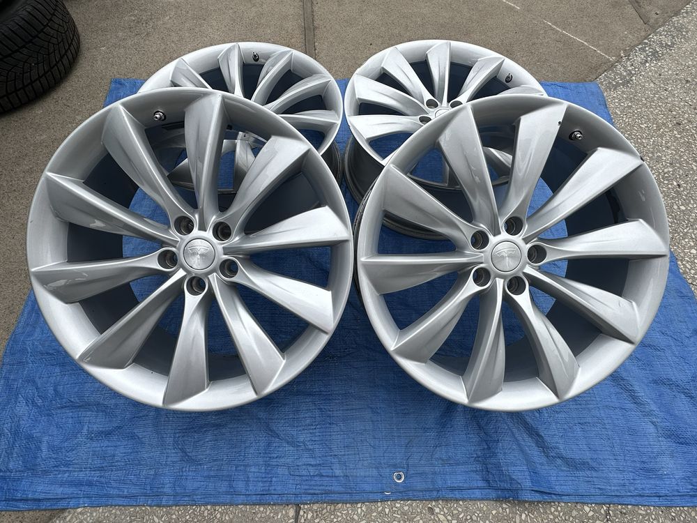 Felgi aluminiowe Tesla S 21 5x120 oryginalne