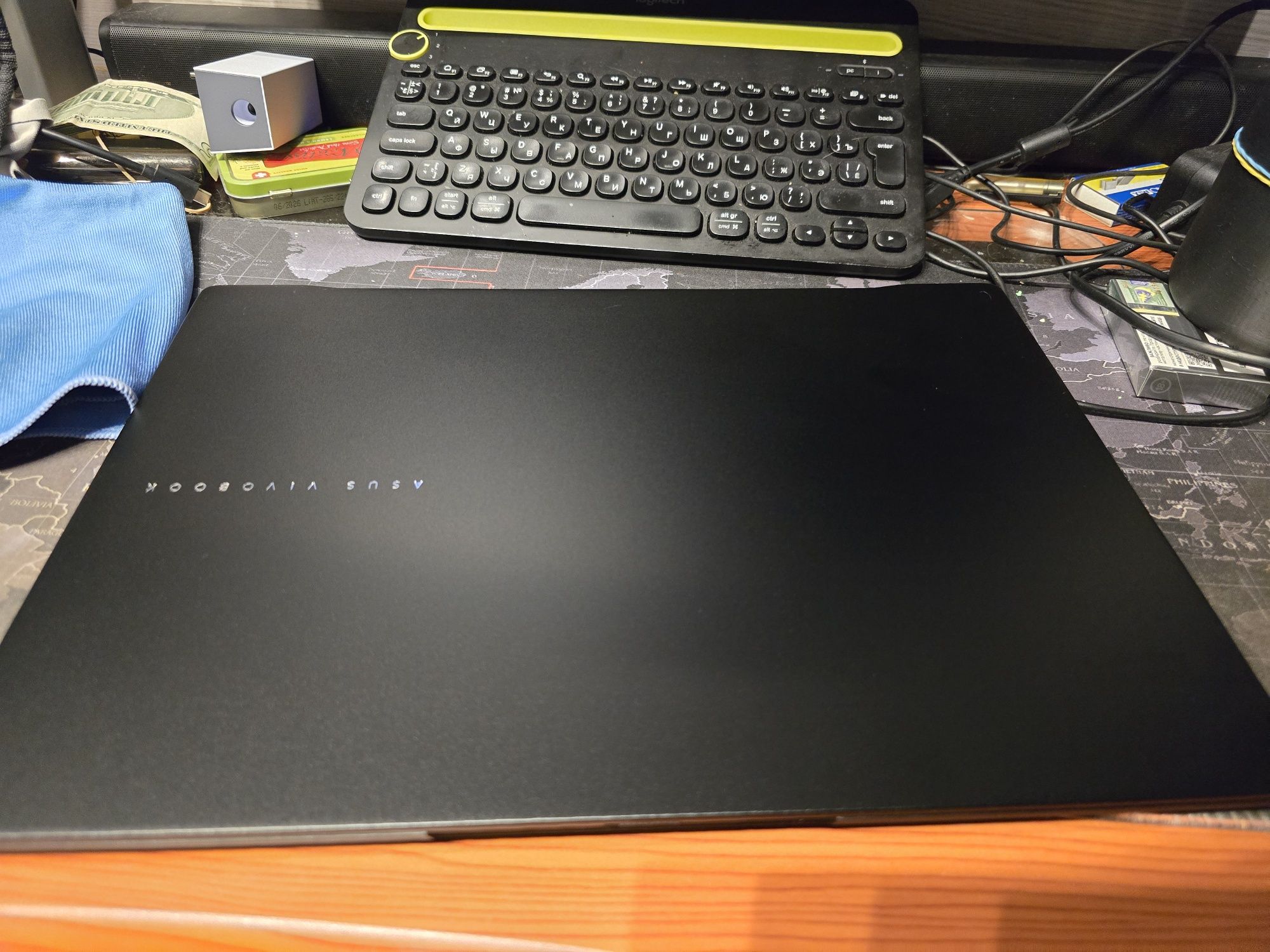 Asus 16, Ryzen7 8845HS, 32Gb, Radeon 780 M