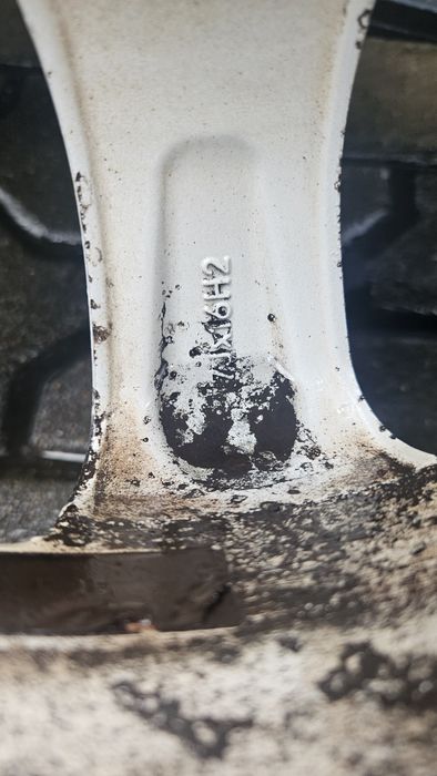 BMW 5 felgi 16" z oponami