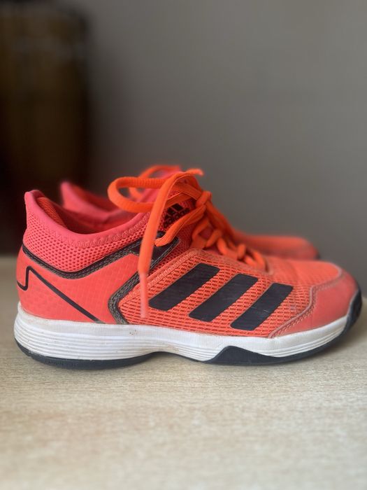 теннисные кроссовки adidas 33