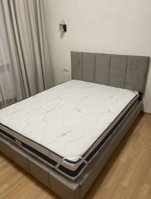 Двоспальне ліжко двуспальная кровать односпальне ліжко з ламелями