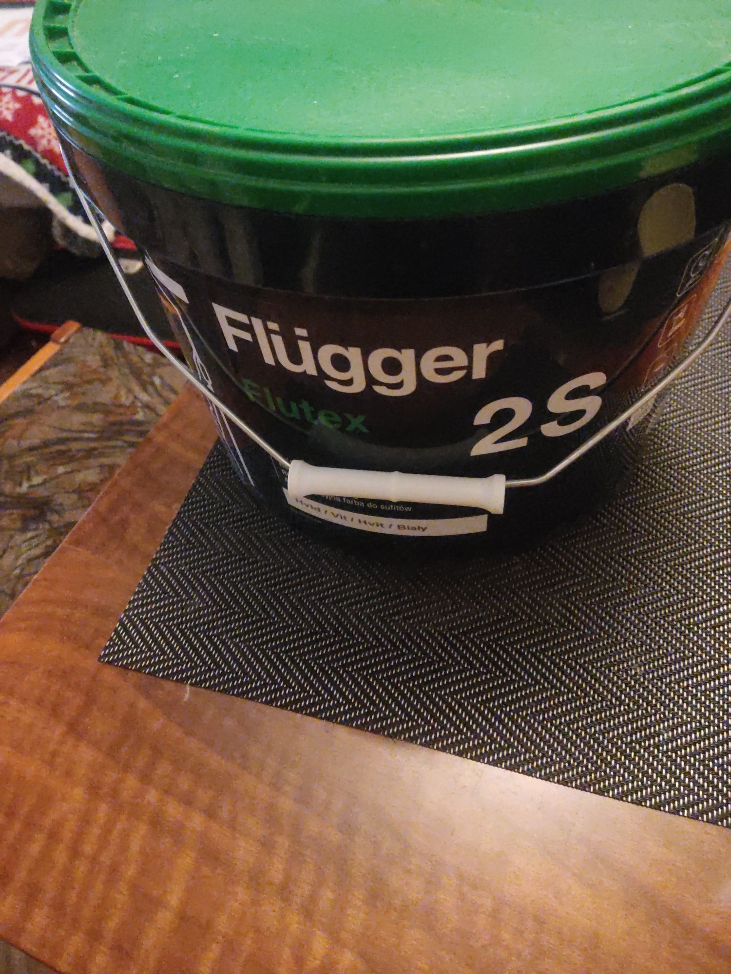 Farba flugger fluttex 2s