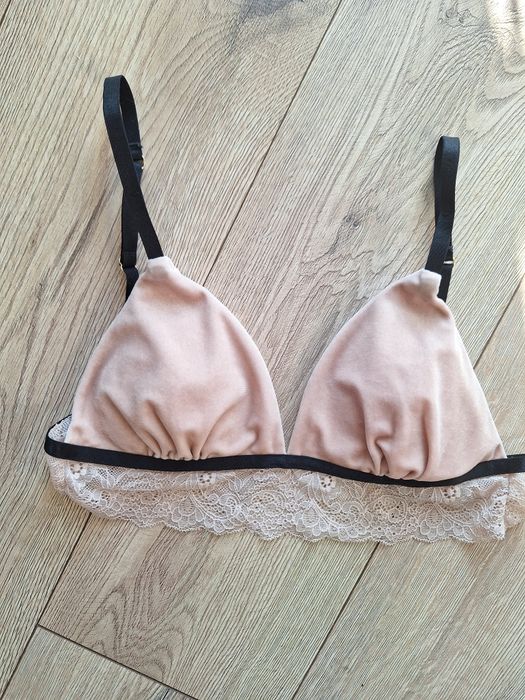 Biustonosz koronka welurowy S 70C Secret possessions pudrowy róż