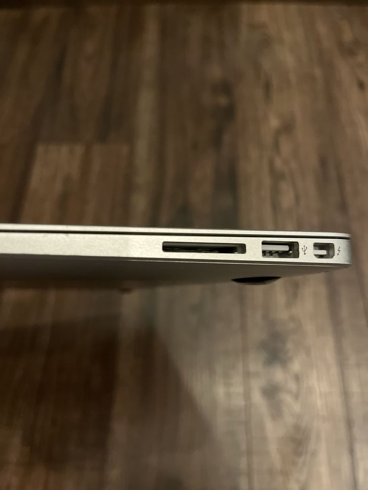 Apple Mac Book Air(13-inch, Mid2011)