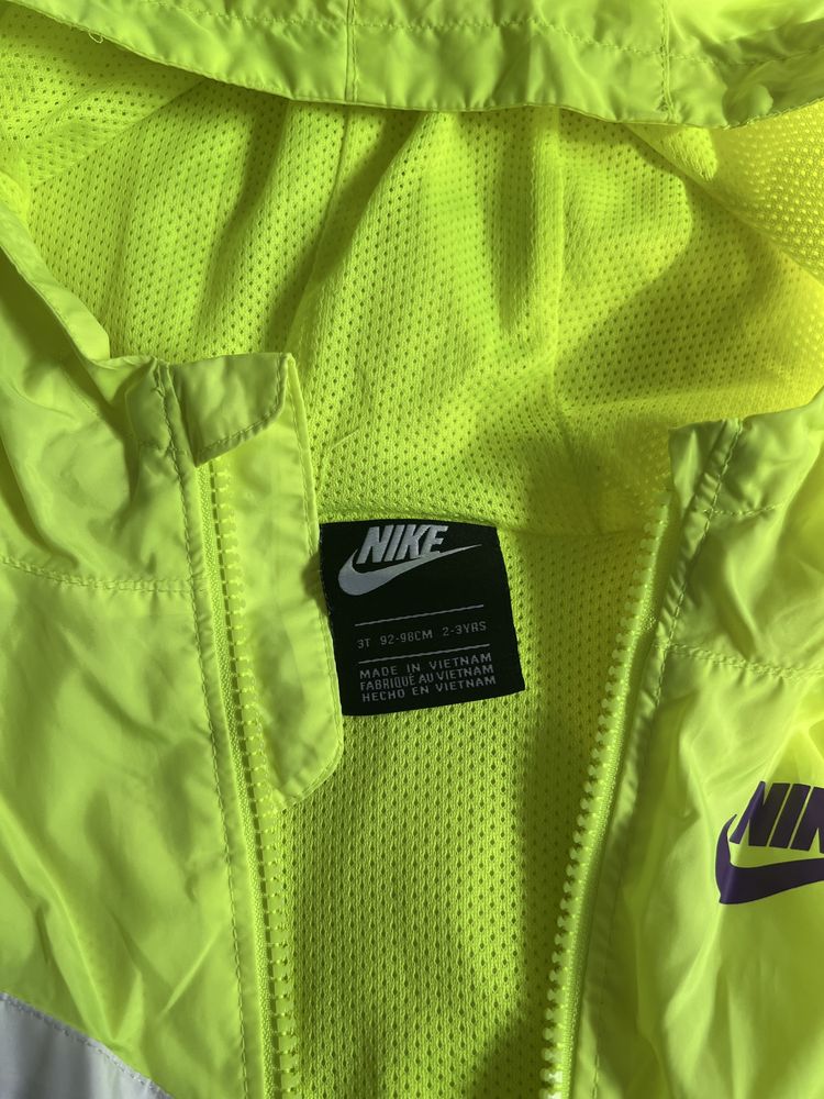 Дитяча вітровка nike