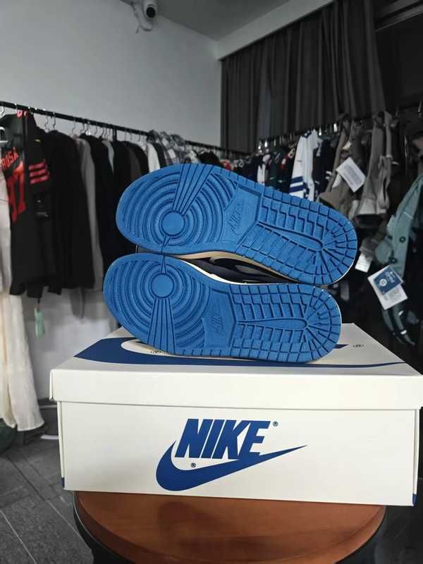 TravisScott\Jordan1*Retro*DamskieNikeAIrniebieski UnisexTrampki.39