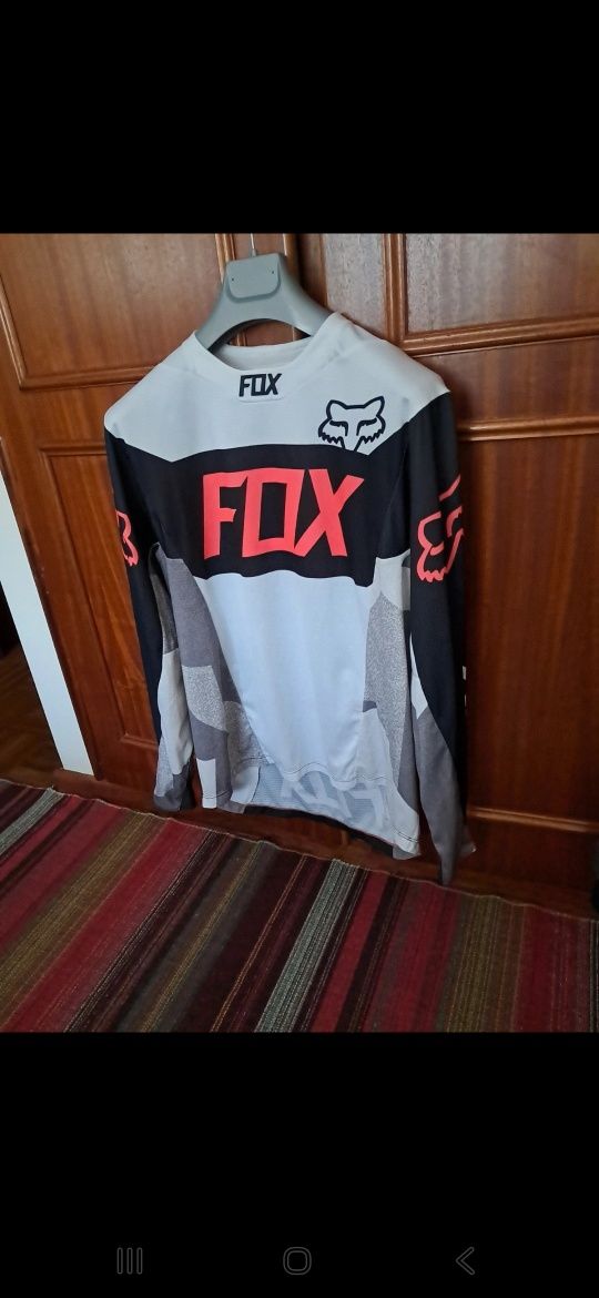 Camisola Fox para venda