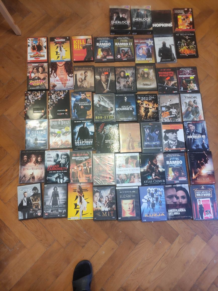 Ok 50 filmów seriale  Tolkien kill Bill Red Sherlock atlas Chmur i