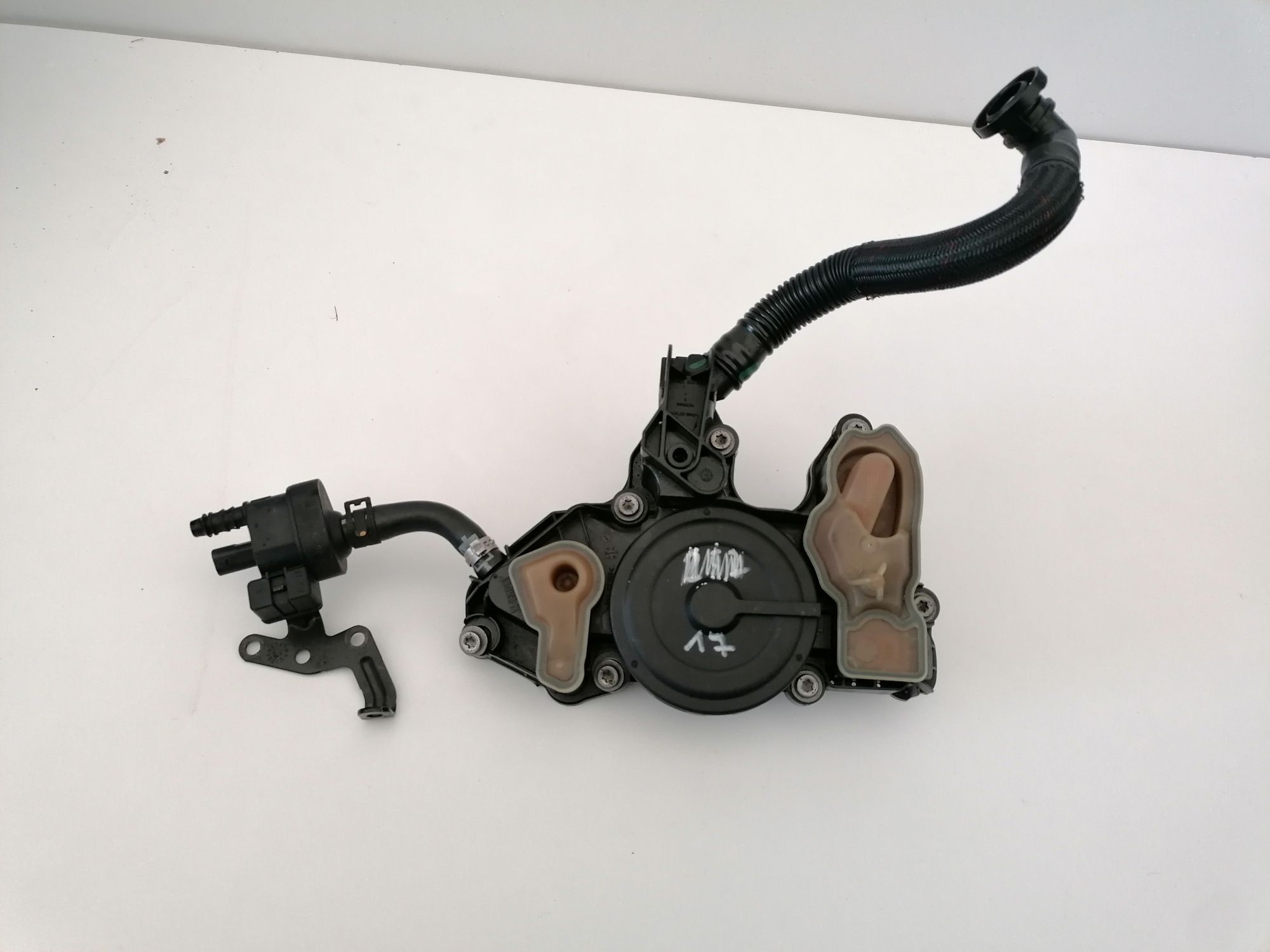 VW Audi Seat Skoda 2.0 TSI TFSI Odma separator oleju