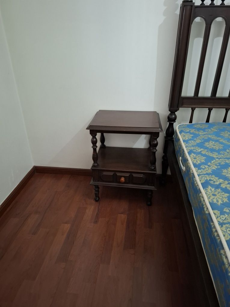 Mobilia quarto antiga