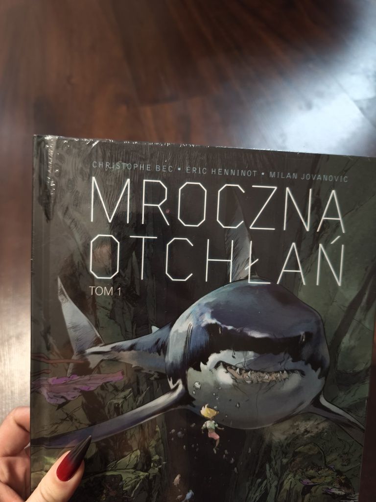 Komiks mroczna otchłań tom 1