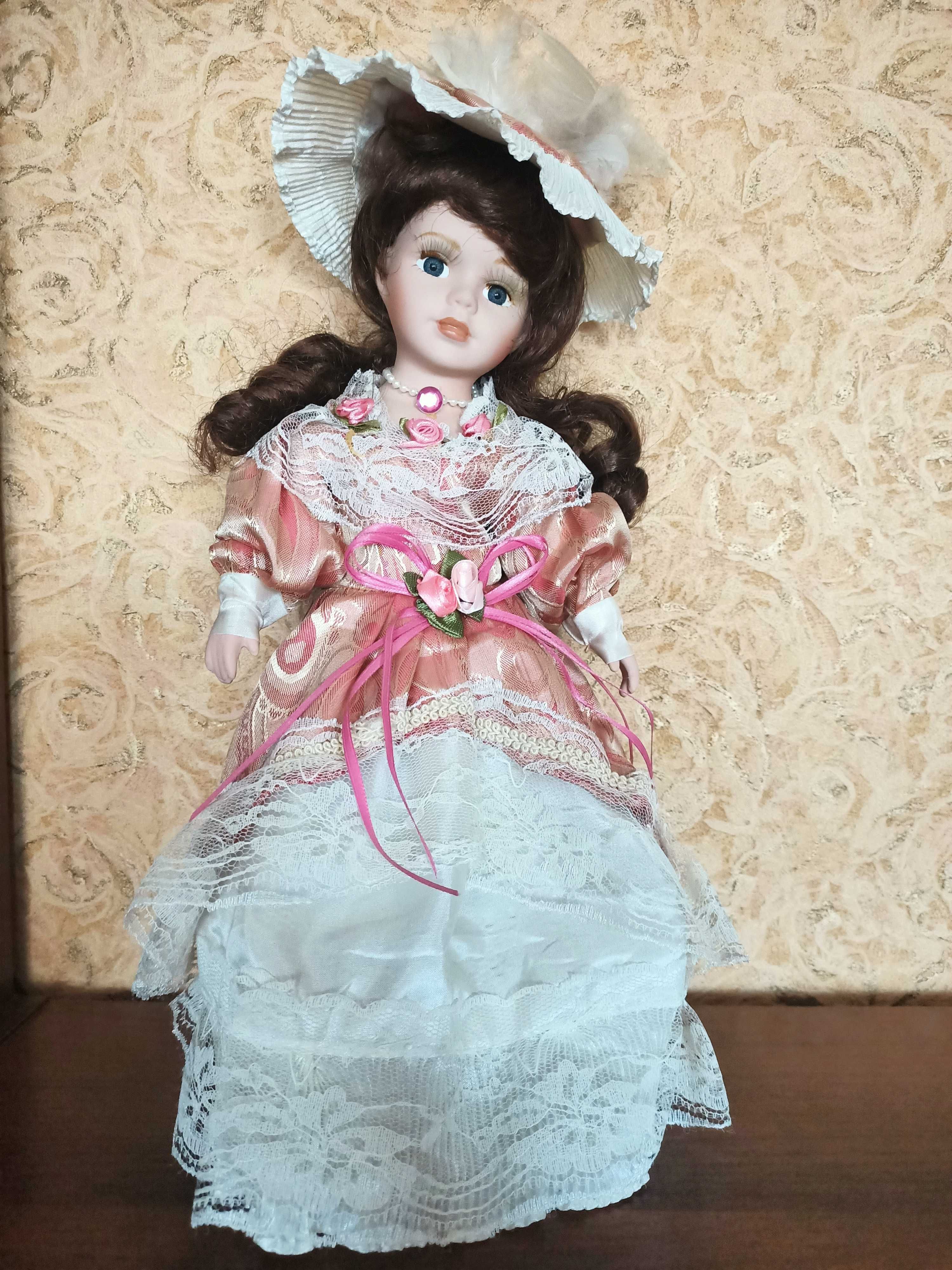 Керамічна лялька