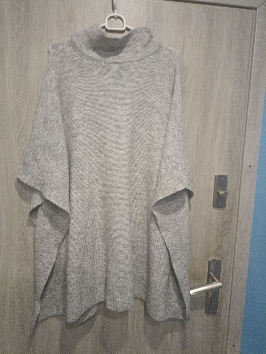 Duża narzuta ponczo Reserved plus size szare