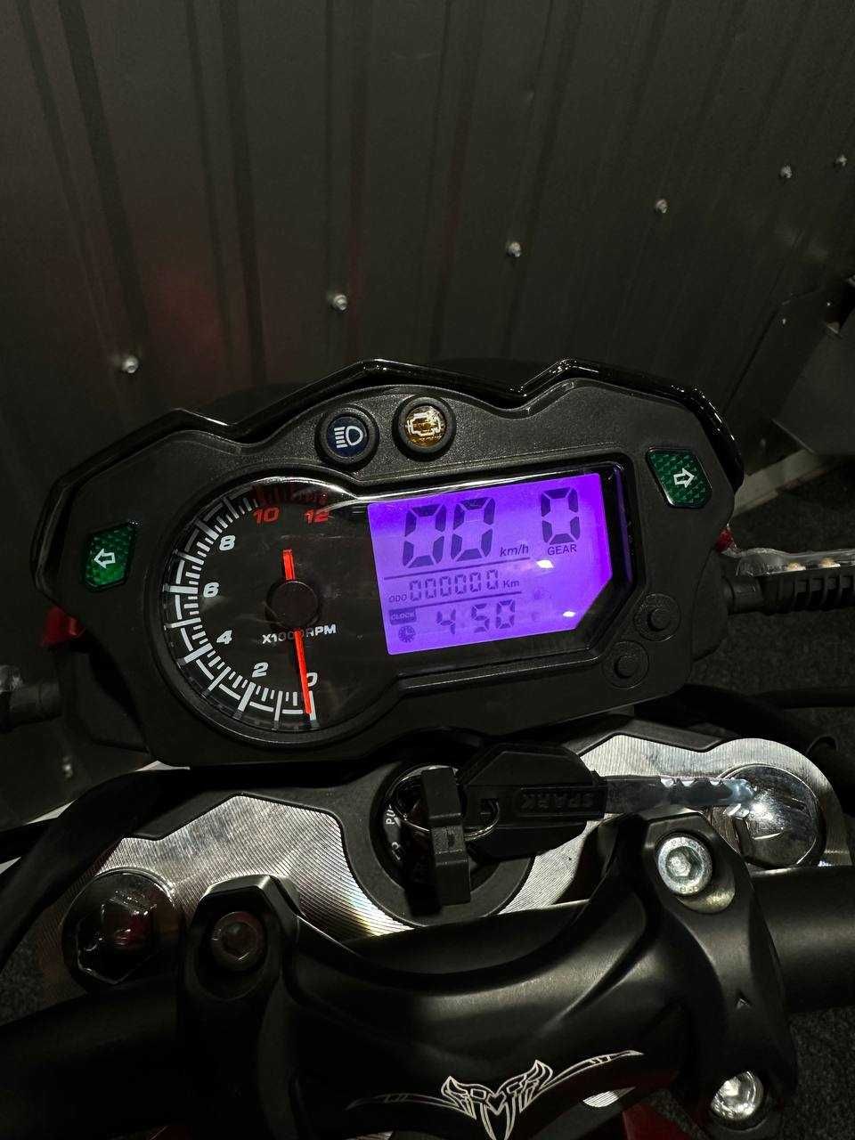 Новий мотоцикл Spark SP200R-20