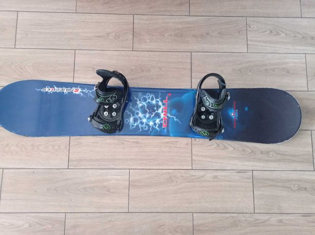 Deska snowboardowa Nidecker + wiązania Burton