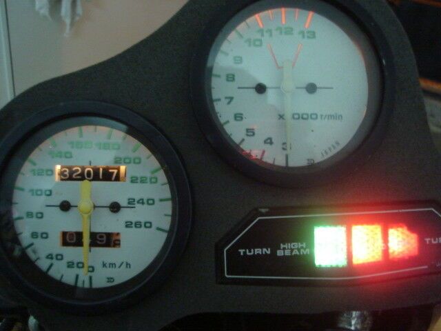SUZUKI GSX-R 750  Speedometer, Odometer, RPM 1985/87