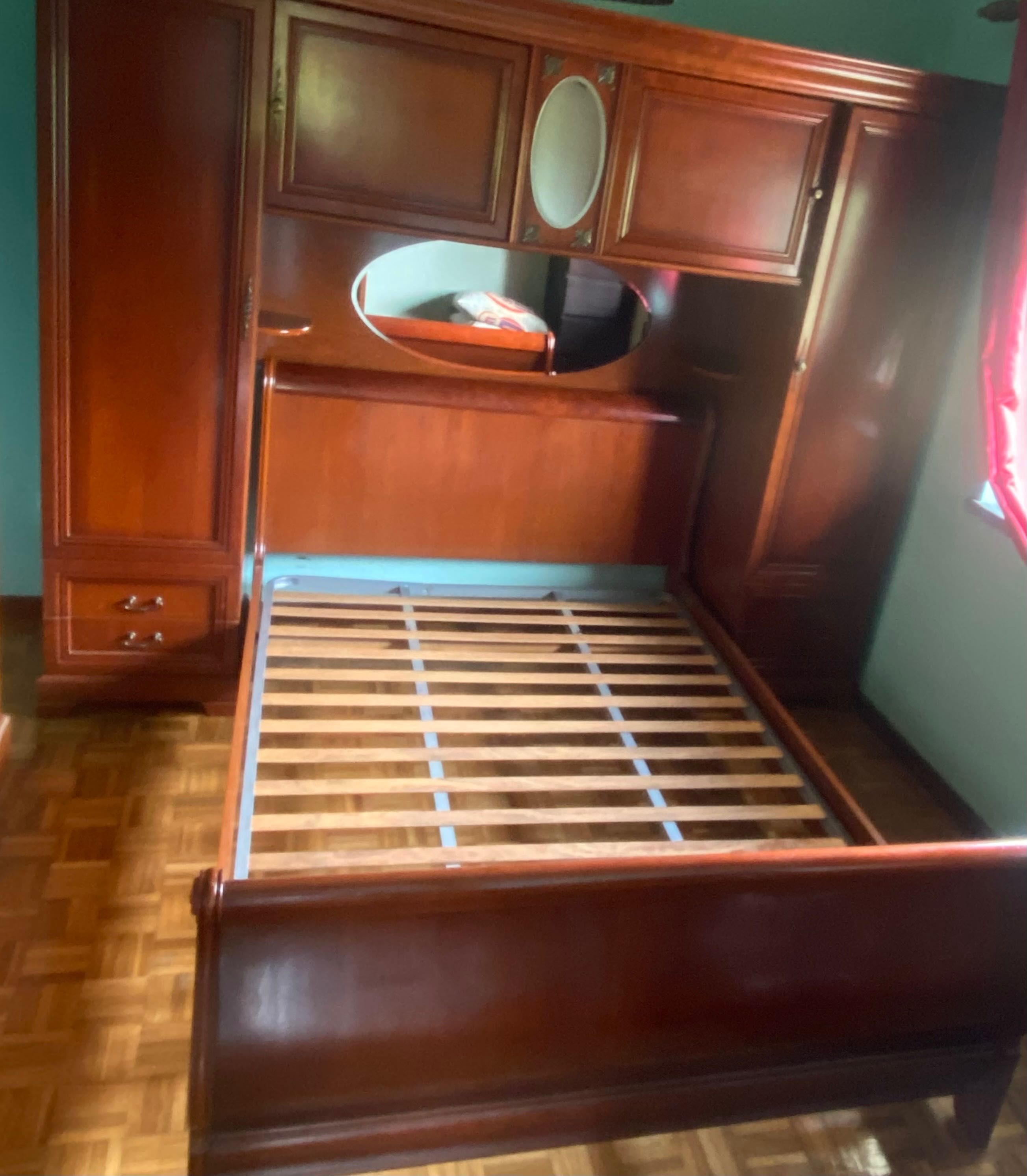 Vendo cama e móvel