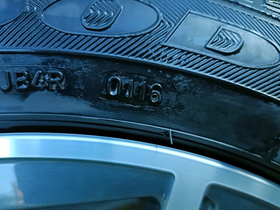 Audi a4 Koła opony zimowe felgi orginalne audi a4 8W0 5x112 17 cali