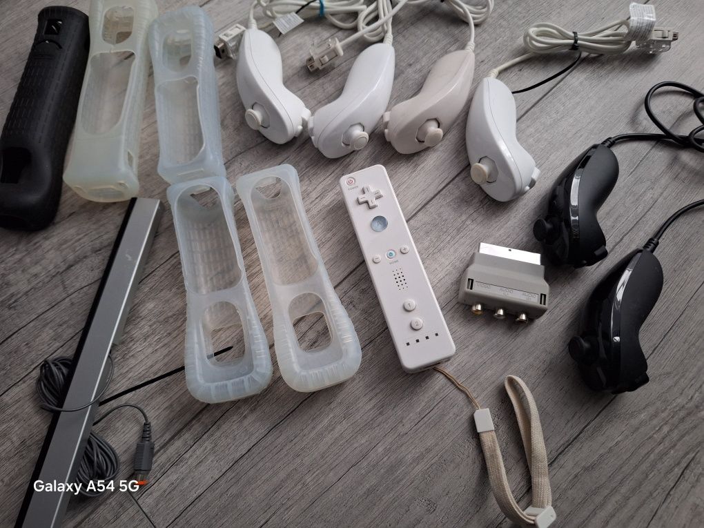 Nintendo Wii kontrolery