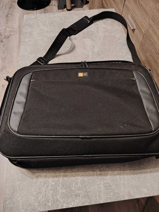 Torba na laptopa Case Logic duża pojemna