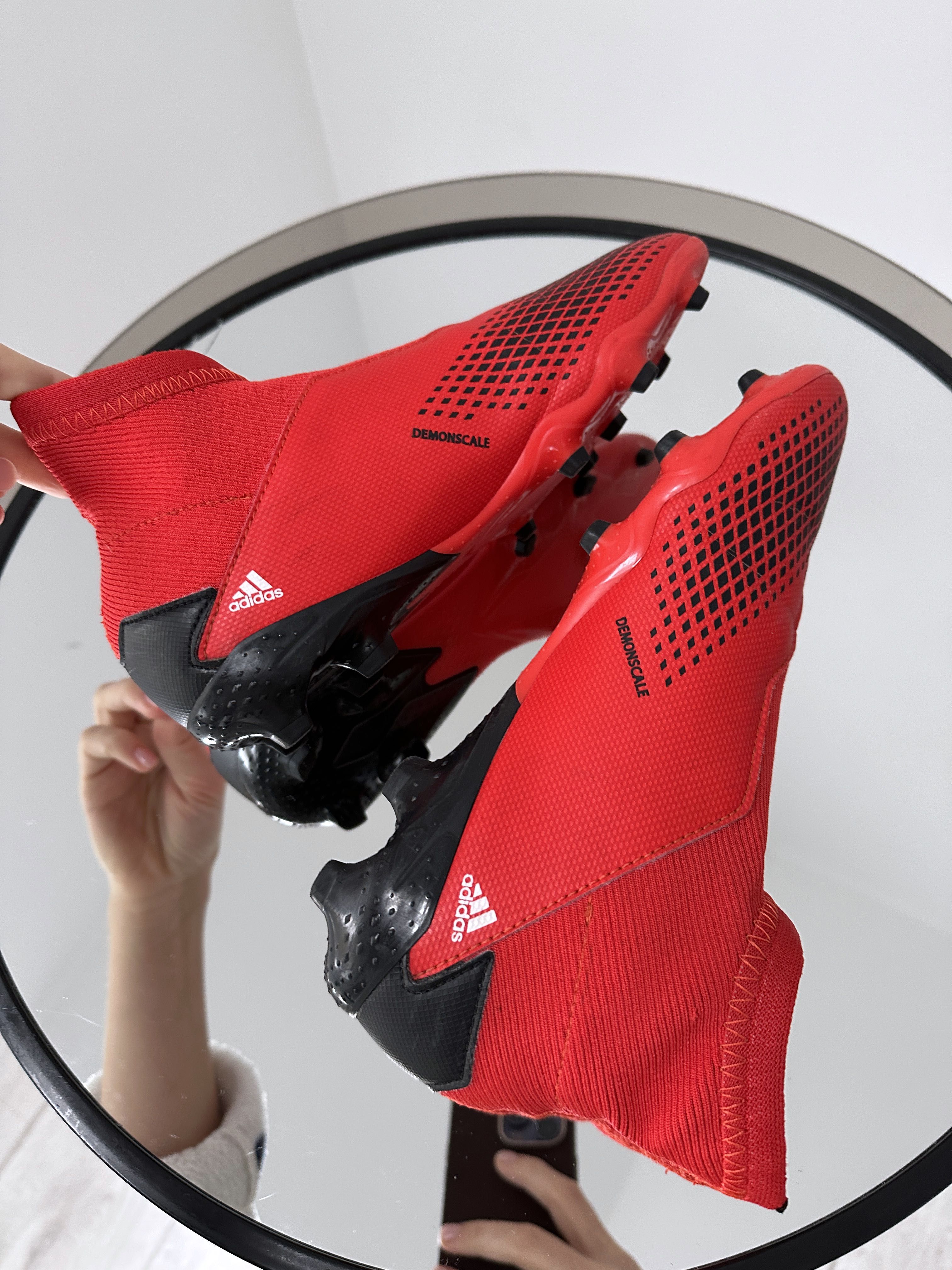 Мощные крутые бутсы с чулком Adidas Predator