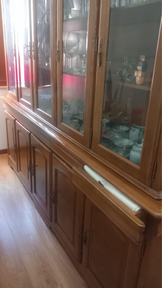 Vendo cristaleira