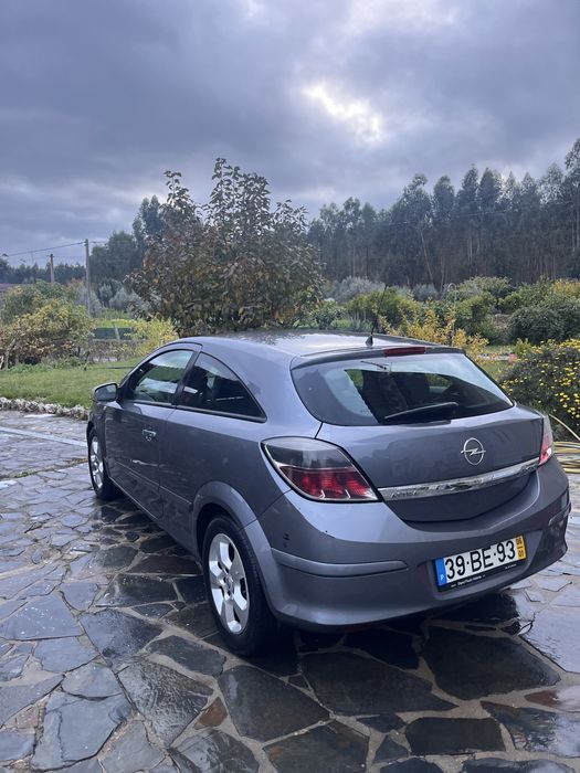 Opel Astra GTC 1.3tdci