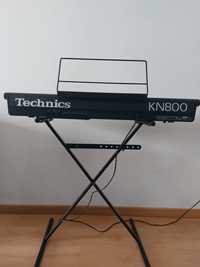 Órgão Technics KN800