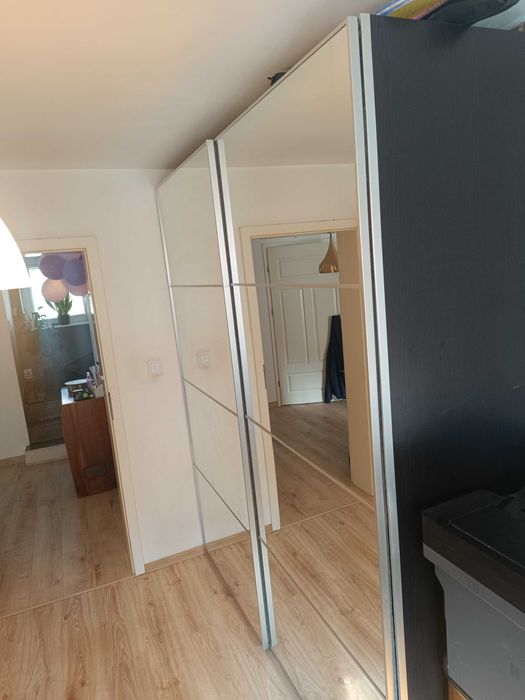 Szafa Ikea PAX, przesuwne drzwi, lustra