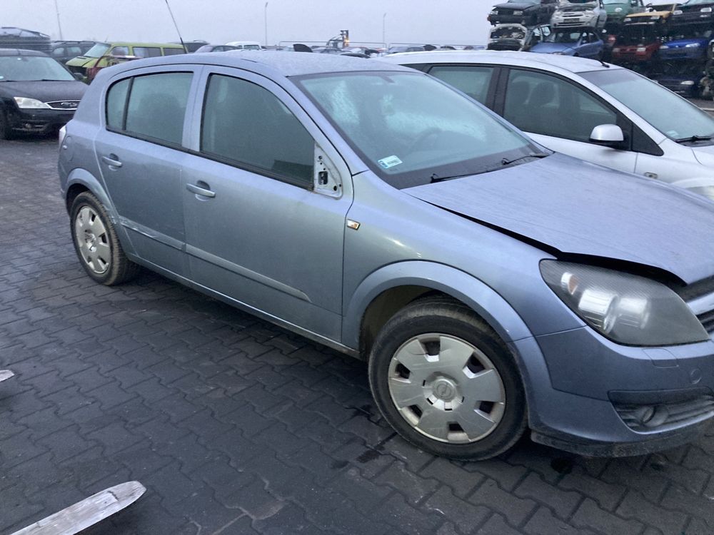 Opel Astra H Części