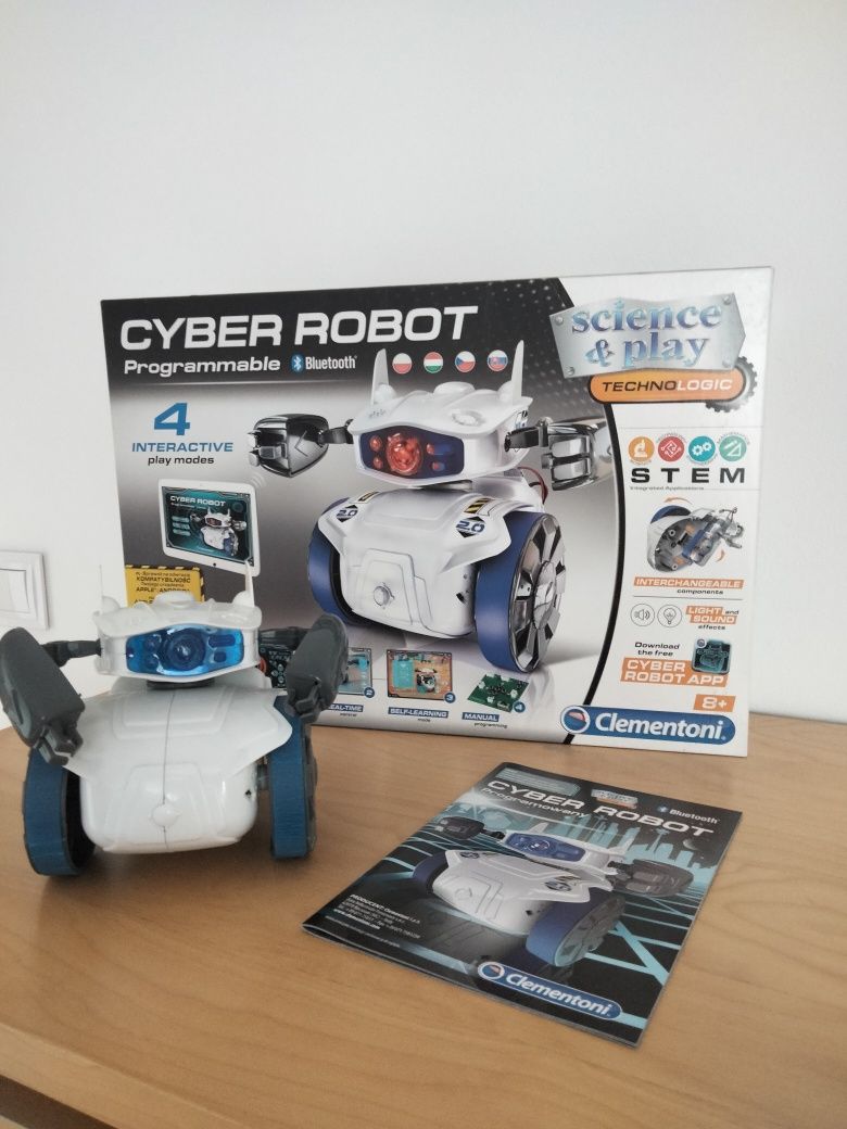 Cyber Robot Clementoni