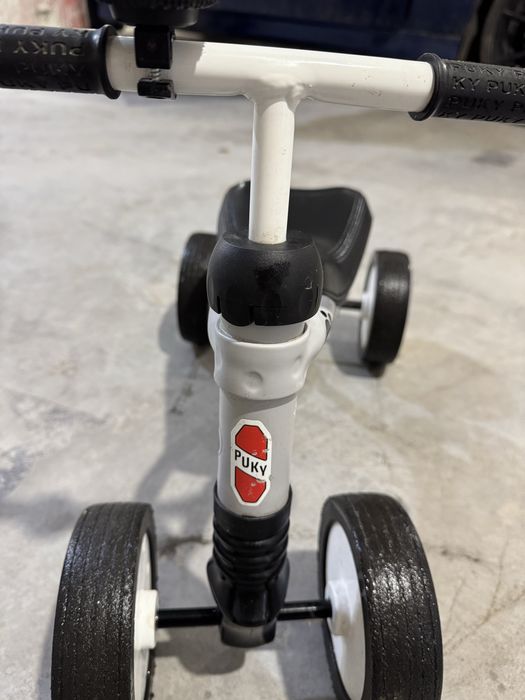 Біговел Puky чотирьохколісний