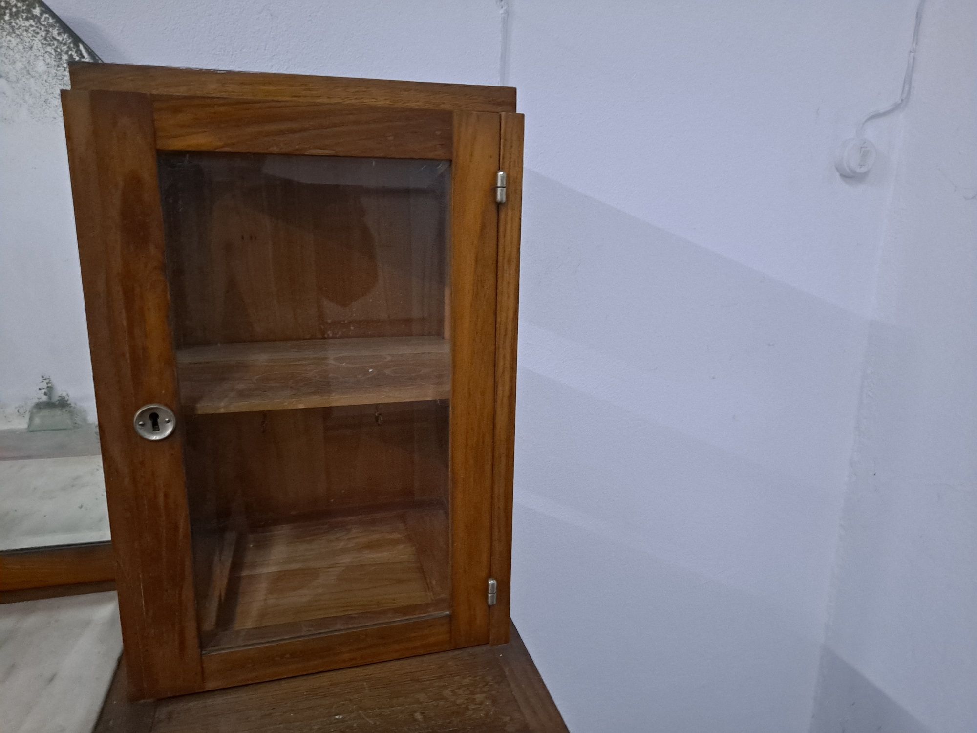 Armário aparador vintage castanho maciço