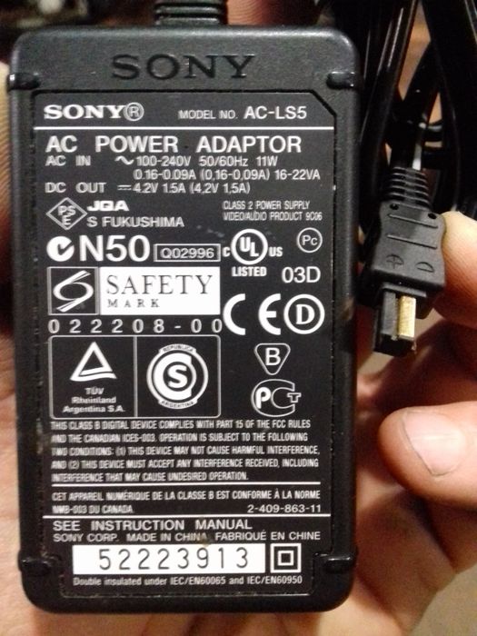 Блок питания адаптер sony ac-ls5 4,2V 1,5А ac-l200в 8,4V 1.7Aоригиналь