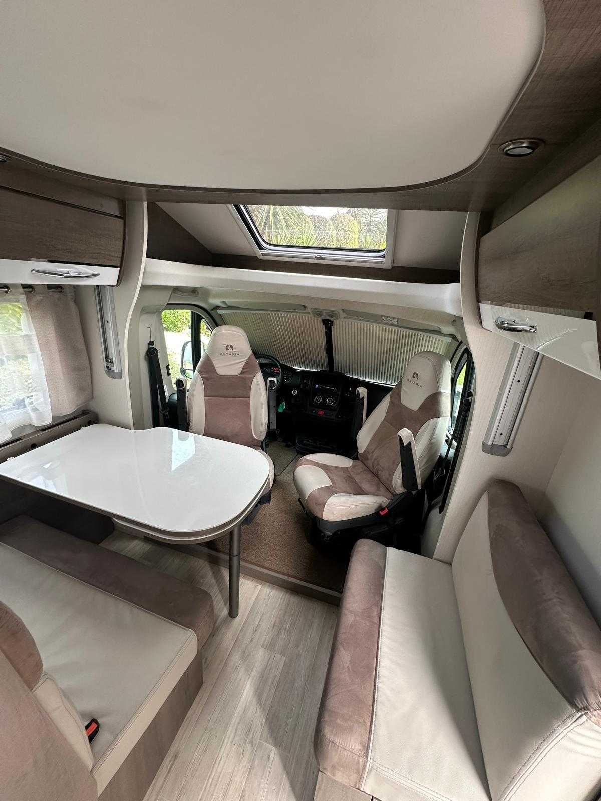 Autocaravana Bavaria em excelente estado