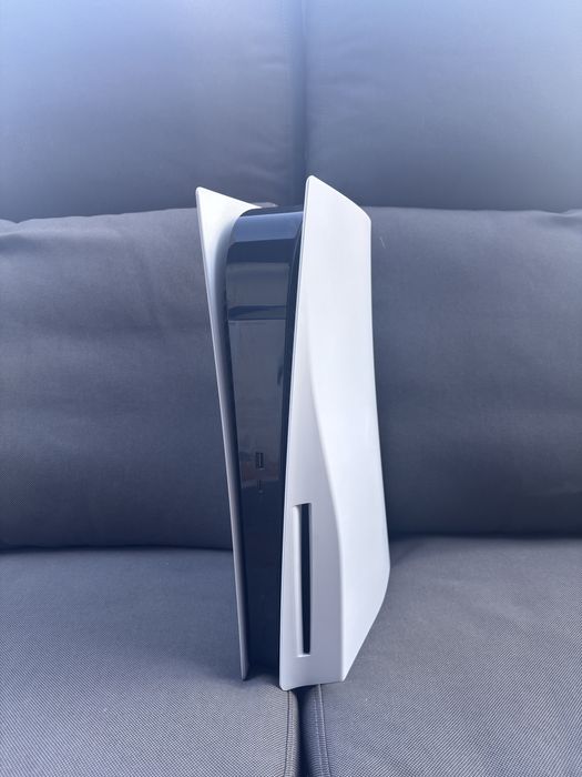 Konsola Playstation 5 zestaw 6 gier 2 pady