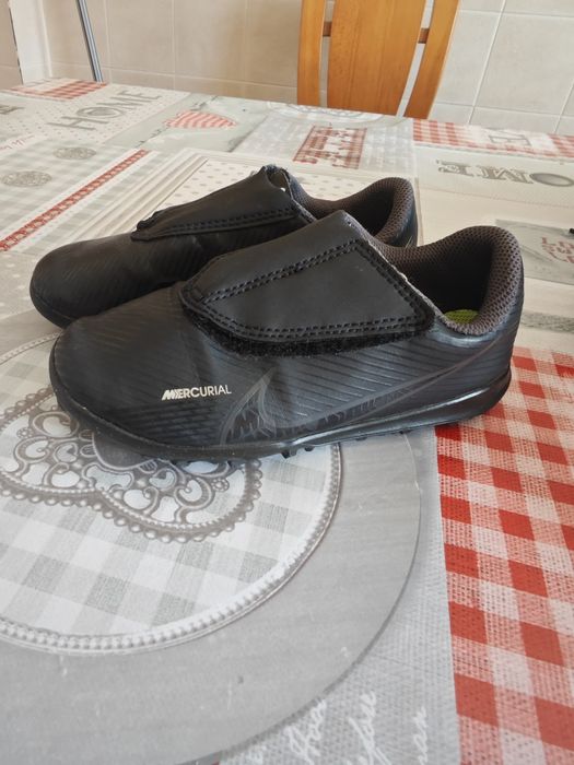 Chuteiras Nike. Usadas em bom estado.