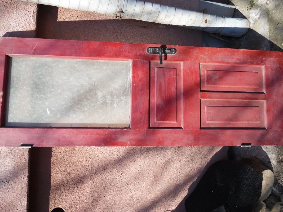 двері 68 х 200 балконні.