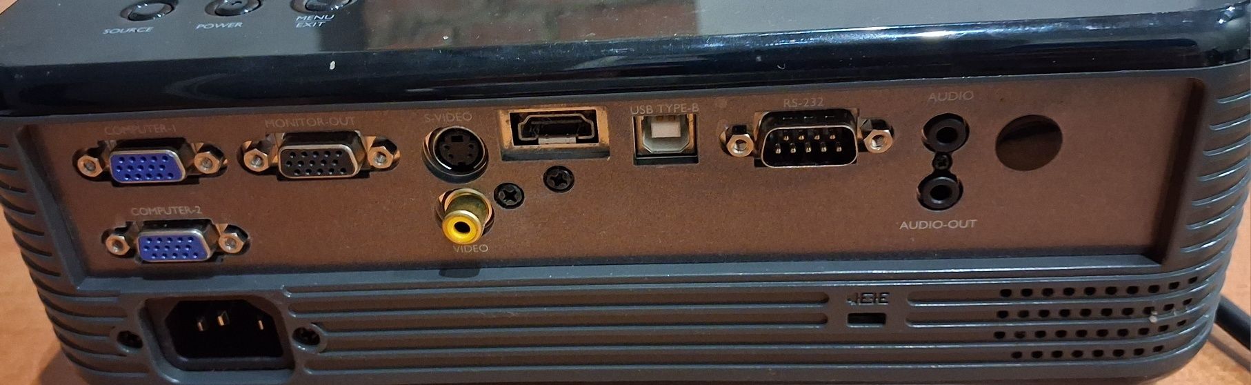 Projektor BenQ MX511
