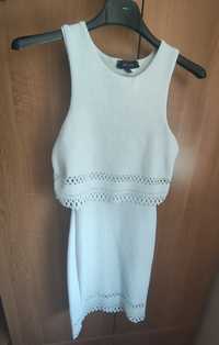 Biała sukienka dopasowana gruby materiał XS