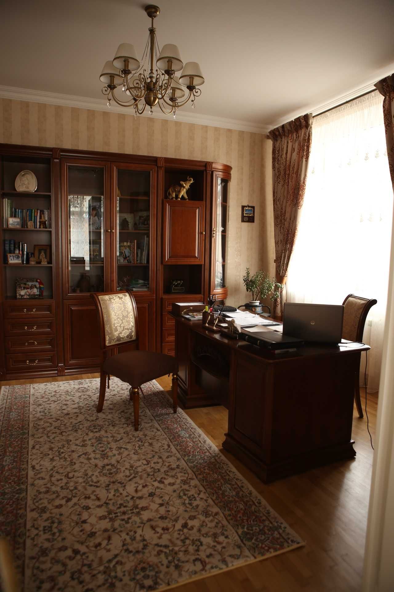 Продаж будинку для великої сім«ї в центрі Івано-Франківська